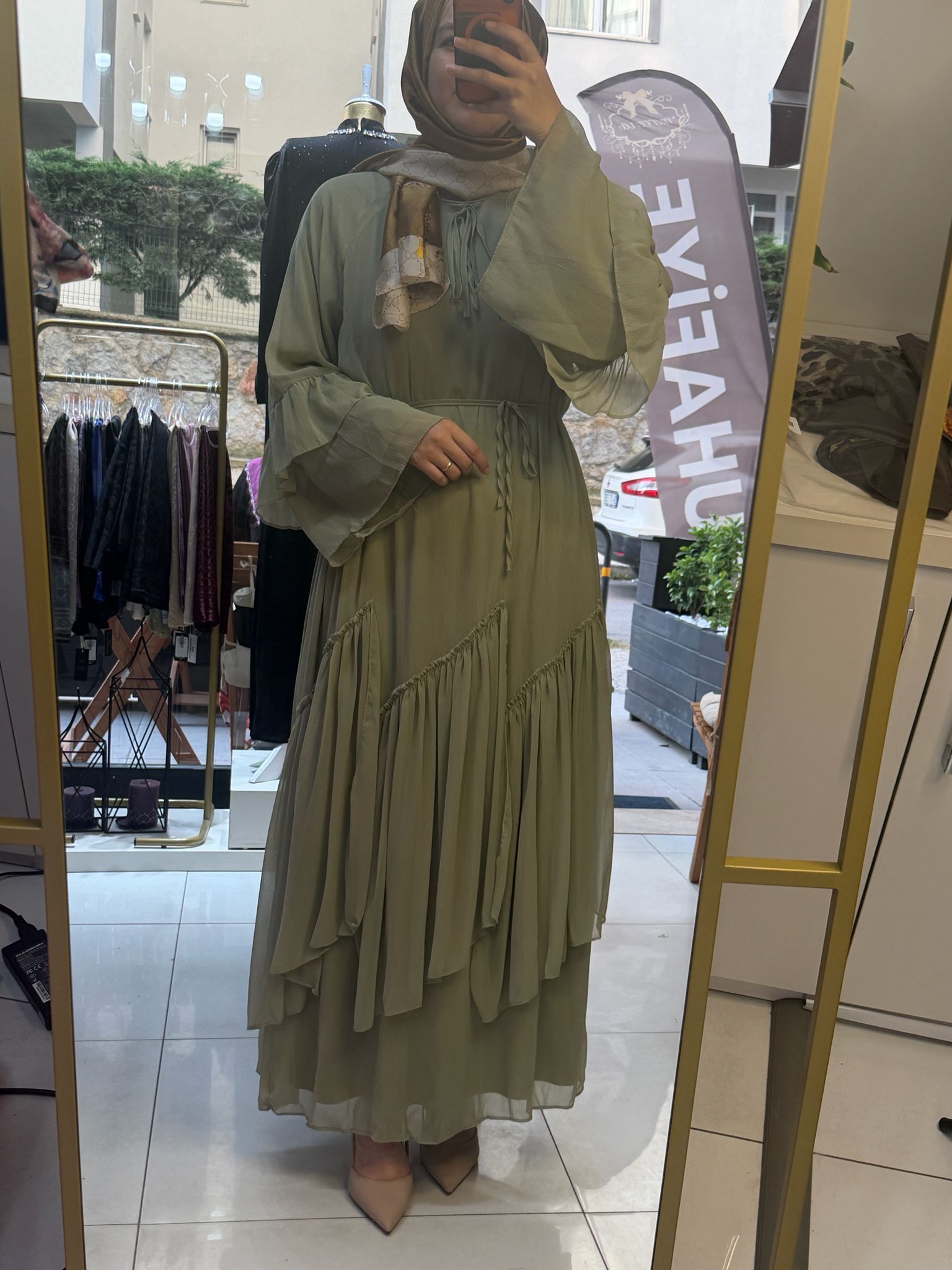 Aşiyan Fırfırlı Elbise
