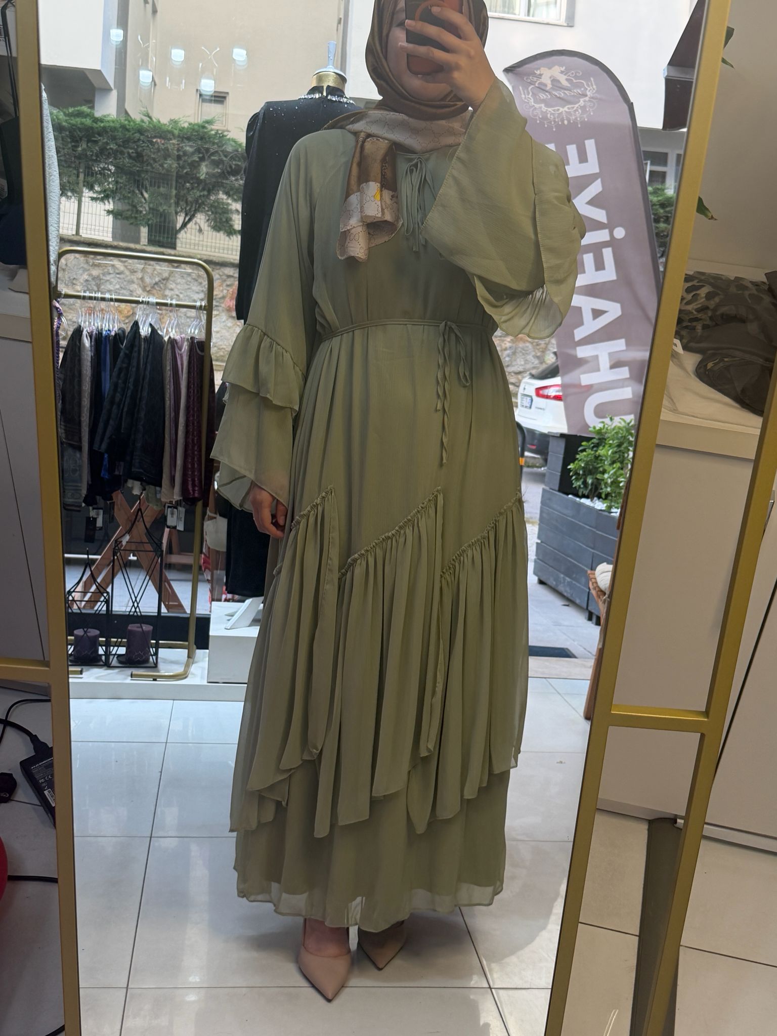 Aşiyan Fırfırlı Elbise