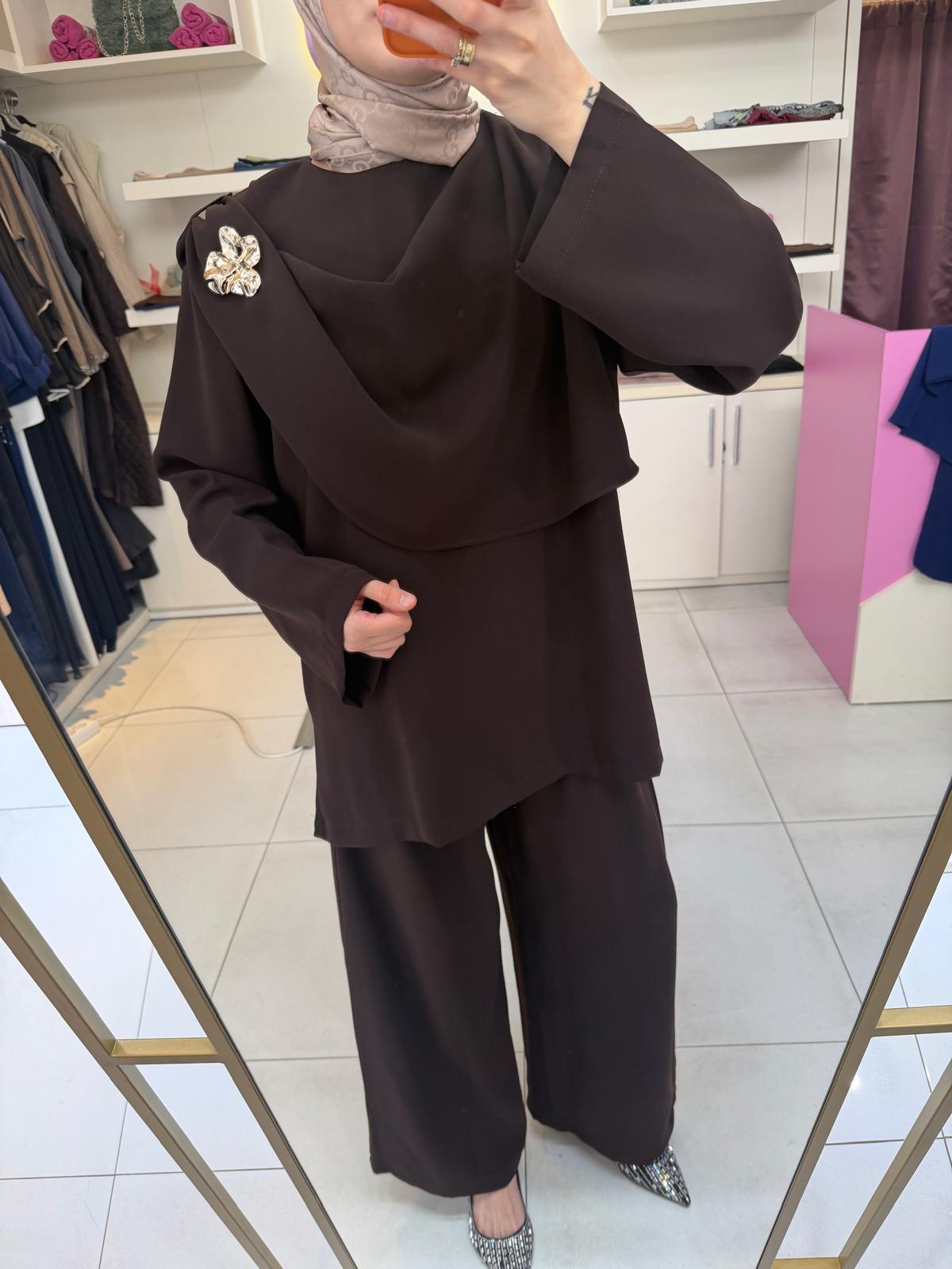 Aşiyan Broşlu Takım