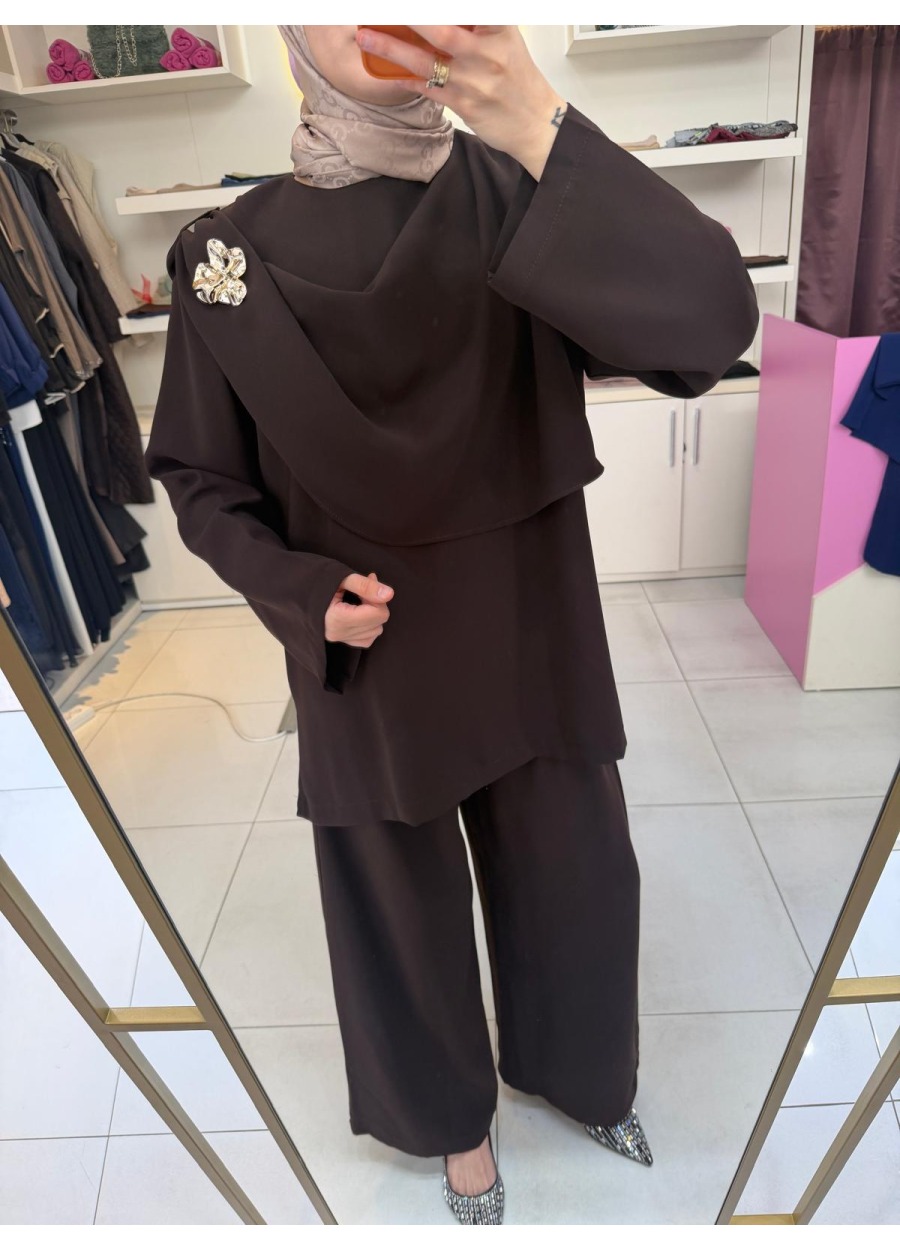 Aşiyan Broşlu Takım